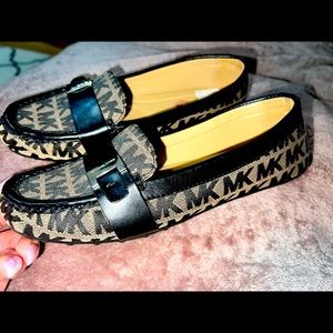 Michael kors slip in size 7.5